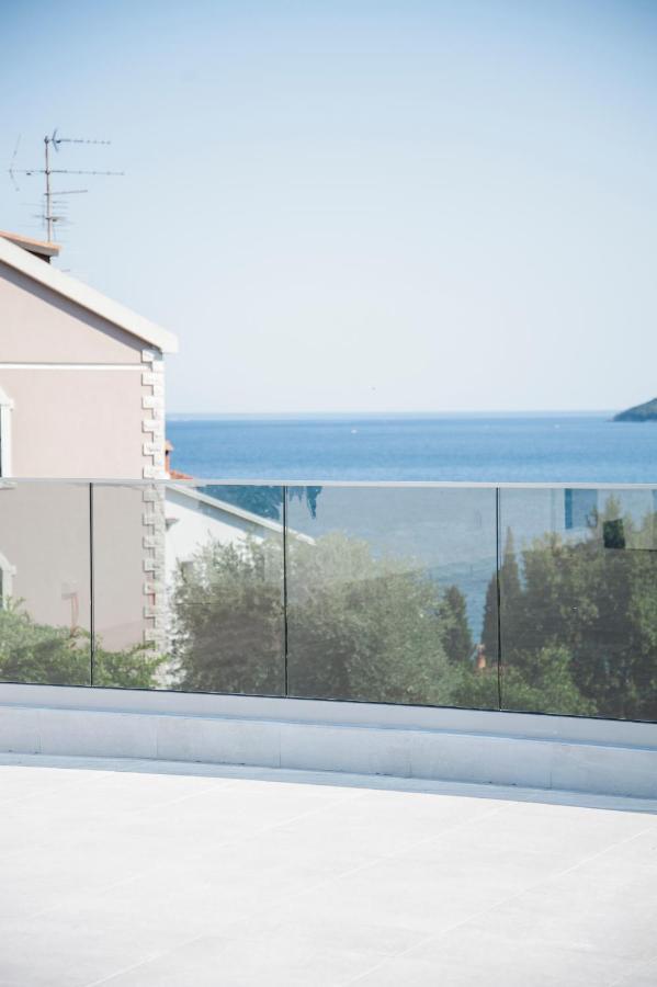 Soko Apartments Huoneistohotelli Soko Herceg Novi Esterno foto