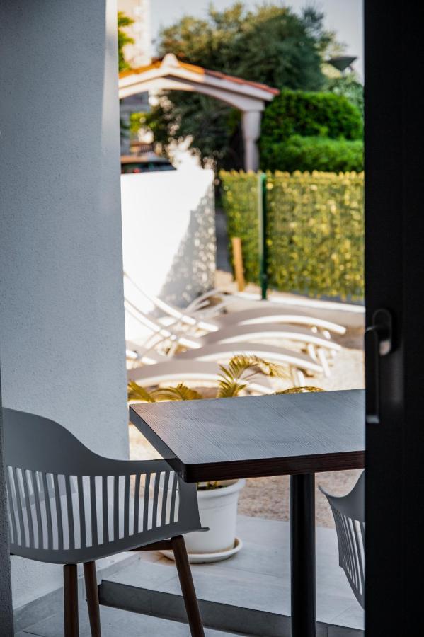 Soko Apartments Huoneistohotelli Soko Herceg Novi Esterno foto